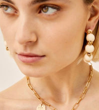 Load image into Gallery viewer, Nali Cream Hoop Earrings