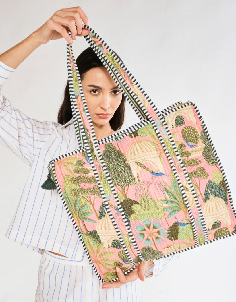 NALI Large Summer Quilted Shoulder Bag