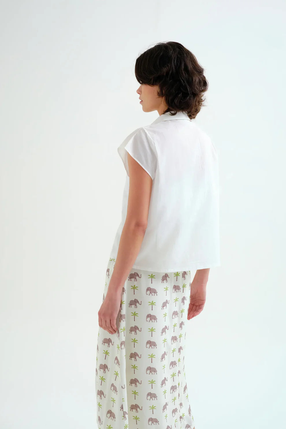 Compañía White Voile Cotton with Elephant Embroidery