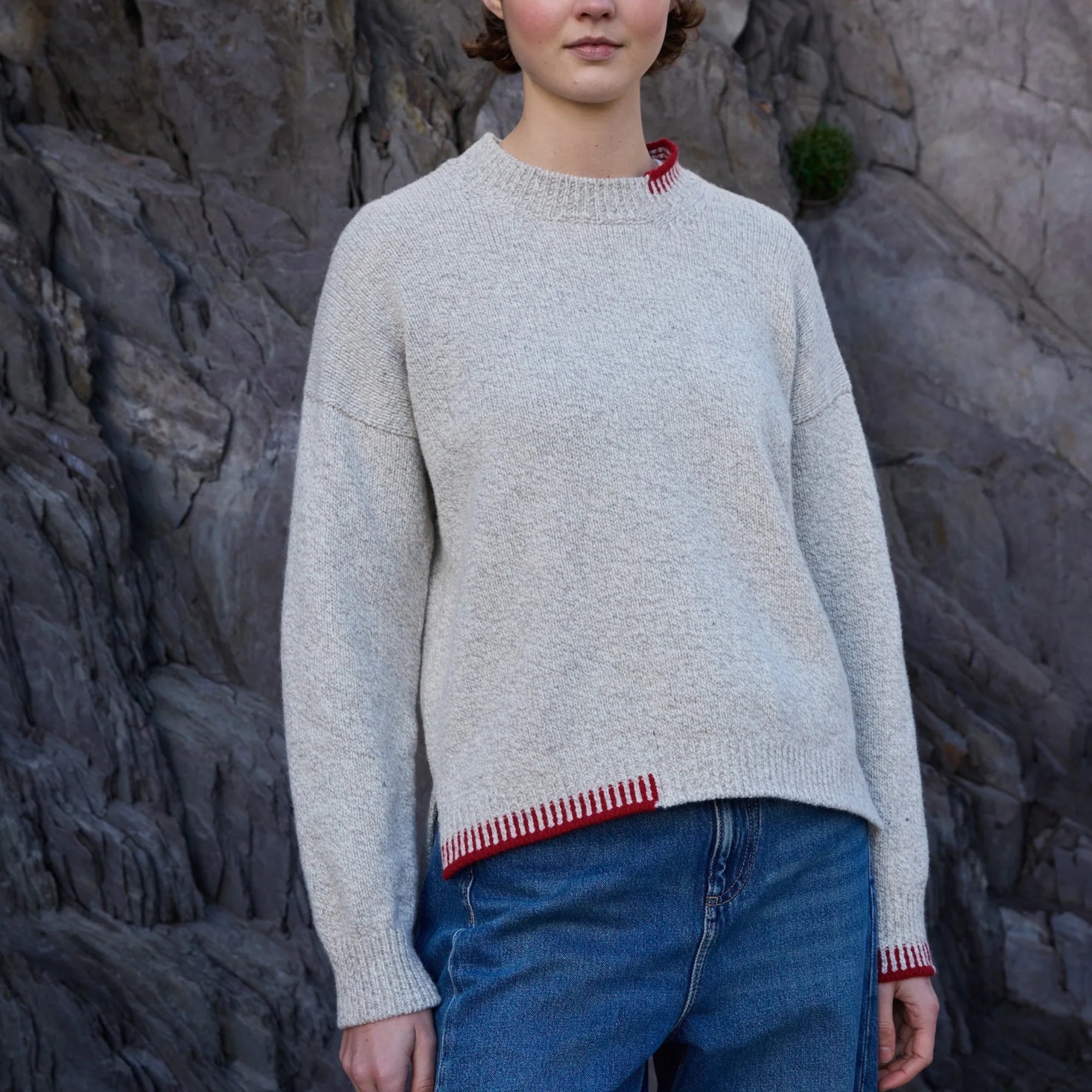 Fisherman Out of Ireland Stone Cashmere Wool Crew Neck with Red Blanket Stitch
