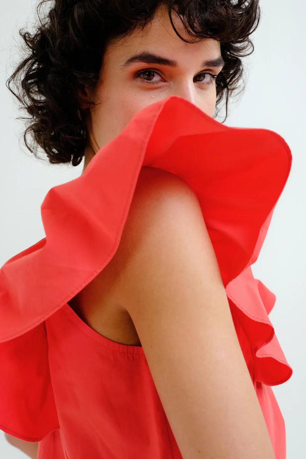 Compañía Coral Mini Dress with Ruffle V-Neck