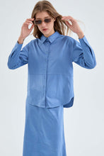 Load image into Gallery viewer, Compania Fantastica Blue Suede Shirt
