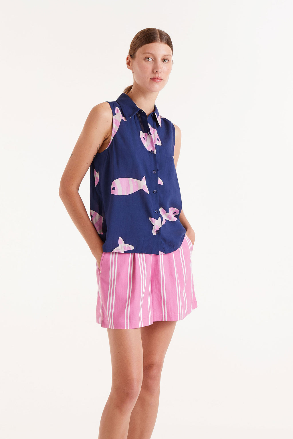 Compañia Fantastica Sleeveless blouse