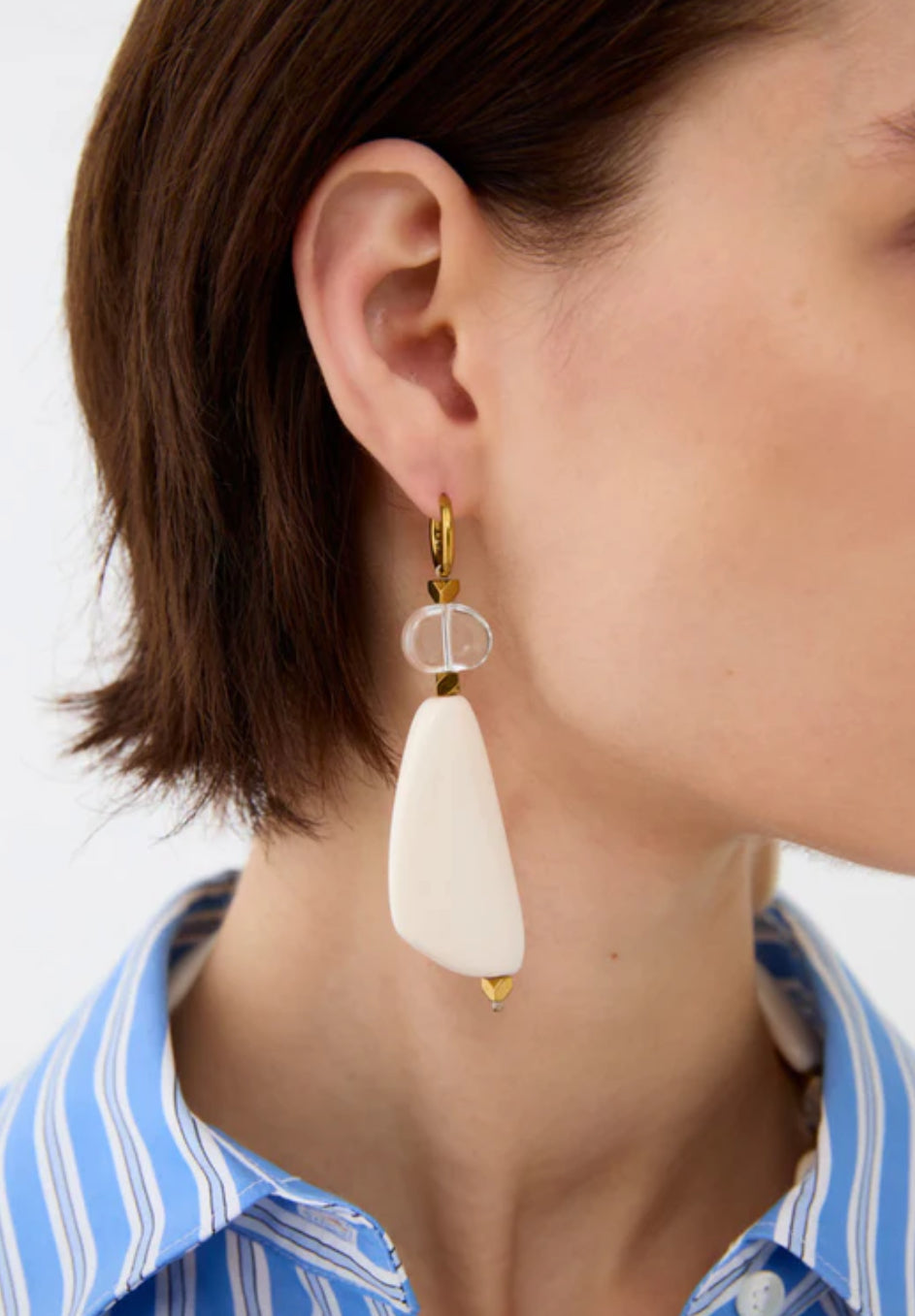 NALI Cream Resin Gold Hoop Drop Earrings