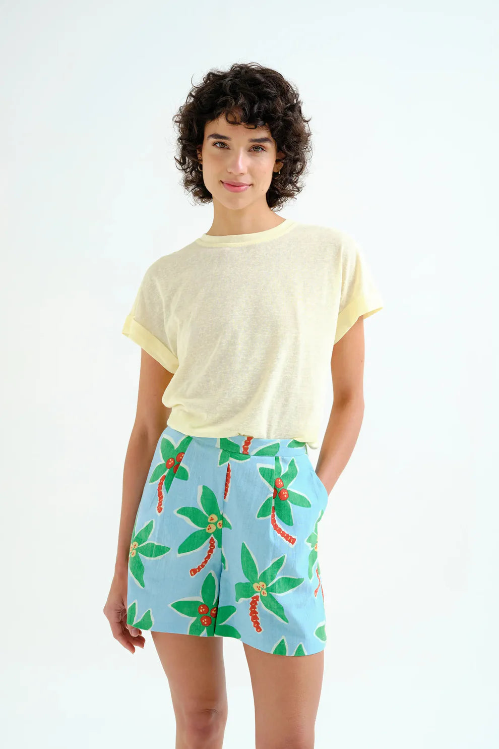 Compañía Butter Yellow Cotton T-Shirt