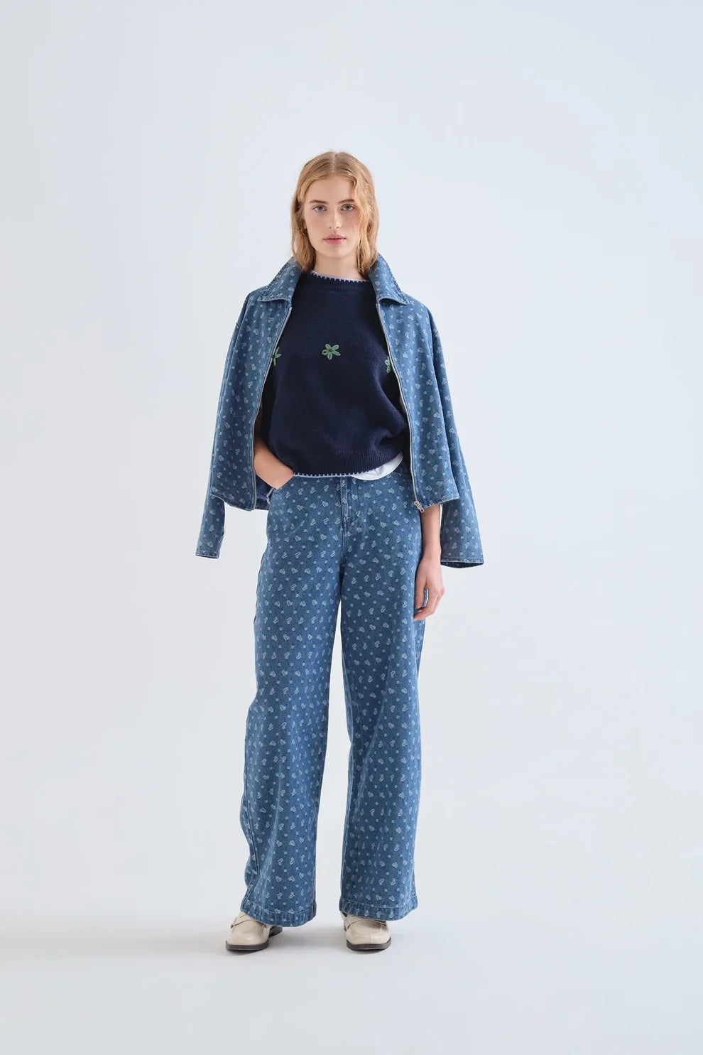 Compañia Fantástica Navy Knit Vest with Green Embroidered Flowers