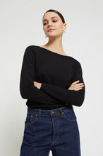 Load image into Gallery viewer, Ottod’Ame Black Viscose Knit Jumper with Boat Neck
