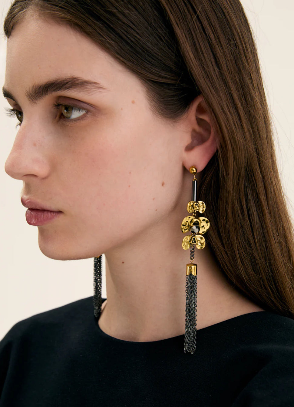 NALI Gold Flower Drop Earrings with Chain Tassles