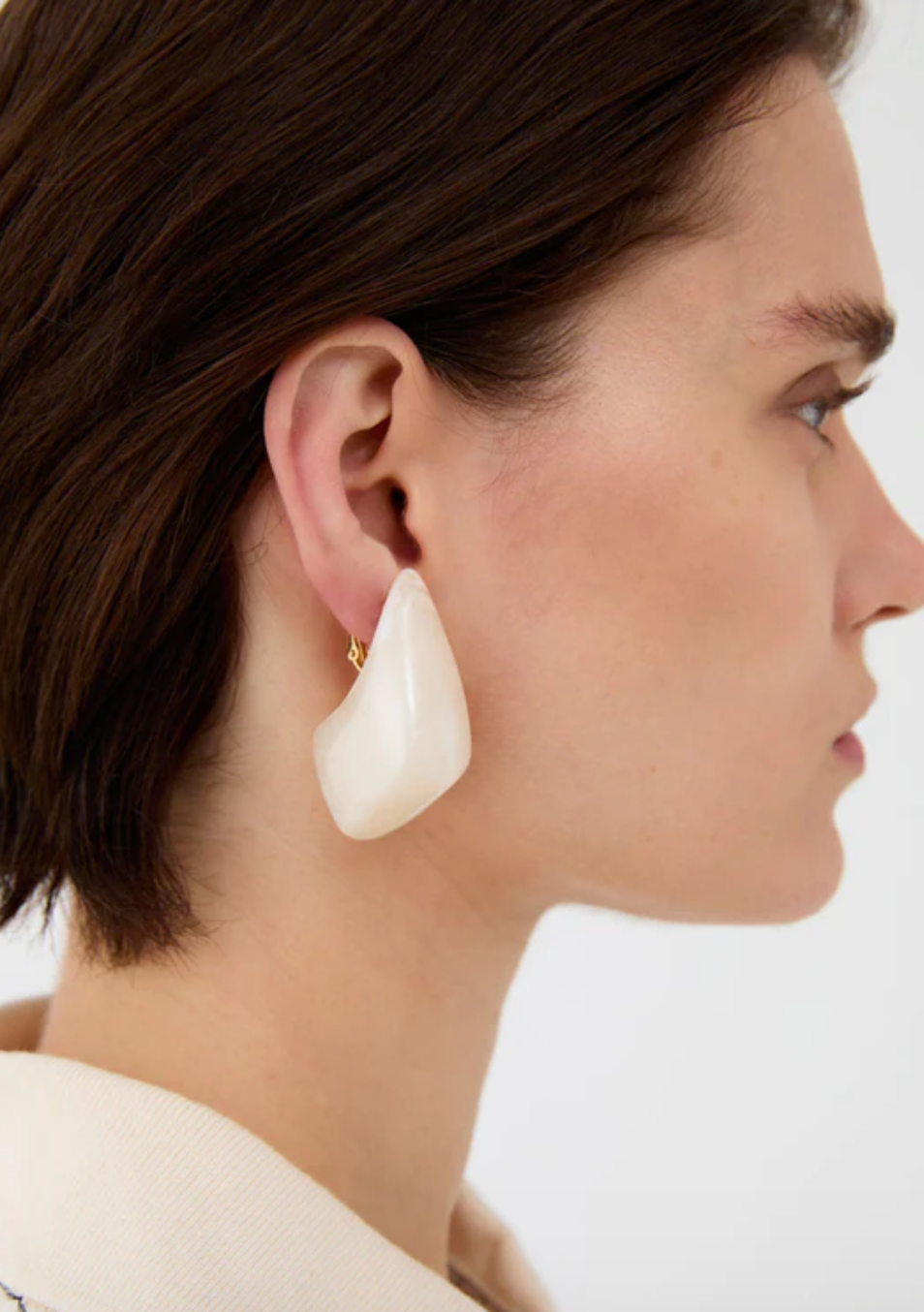 NALI Mother of Pearl Resin Clip-on Earrings
