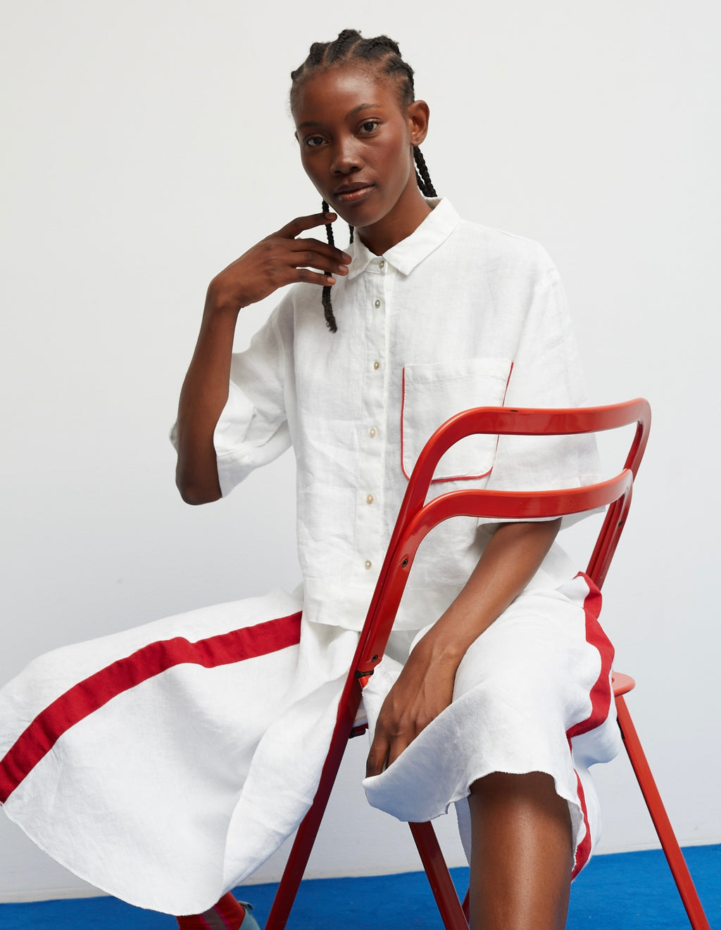 Dr. Bloom White Linen A-Line Skirt w Red Trim