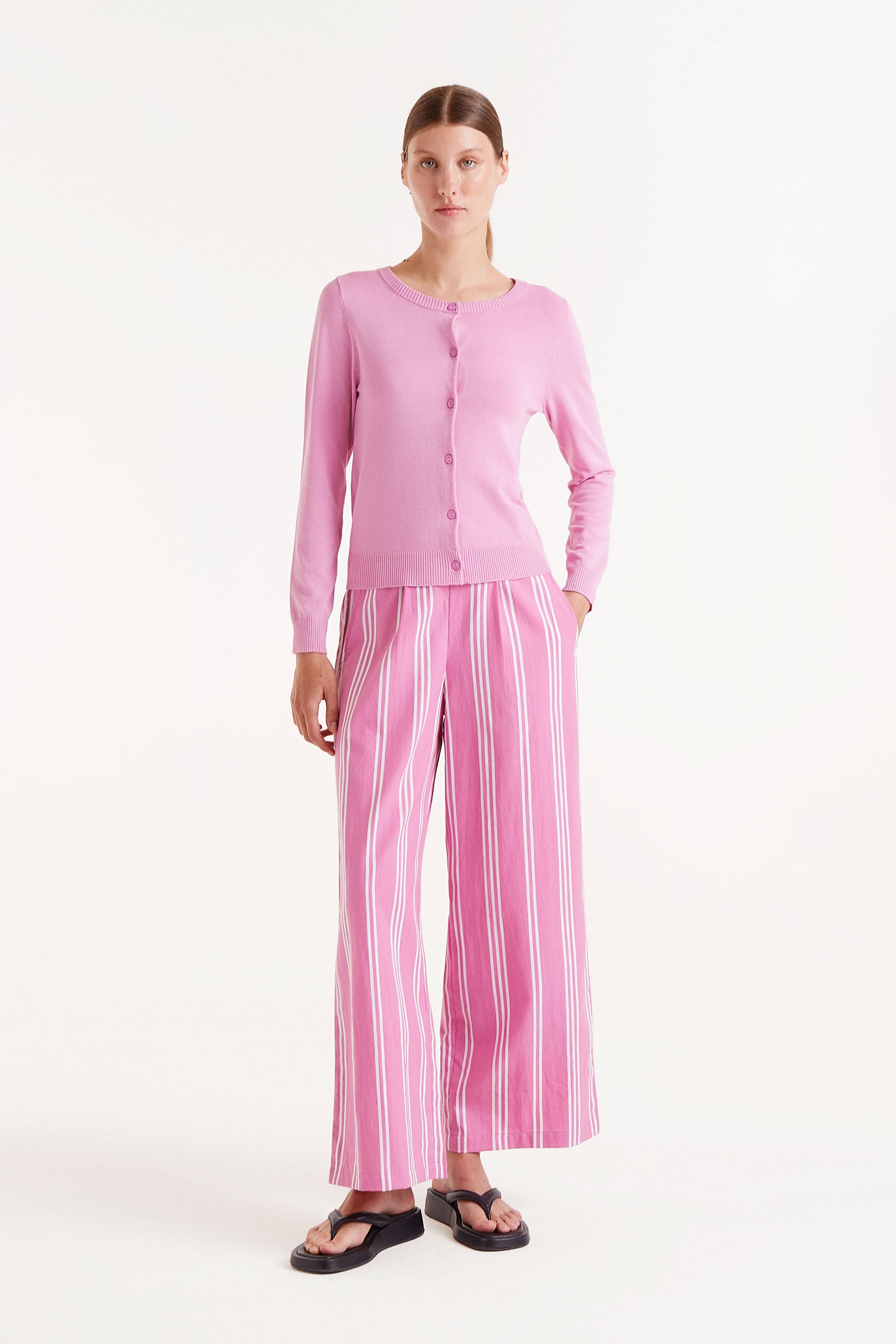 Compañia Fantastica Pink fine knit cardigan