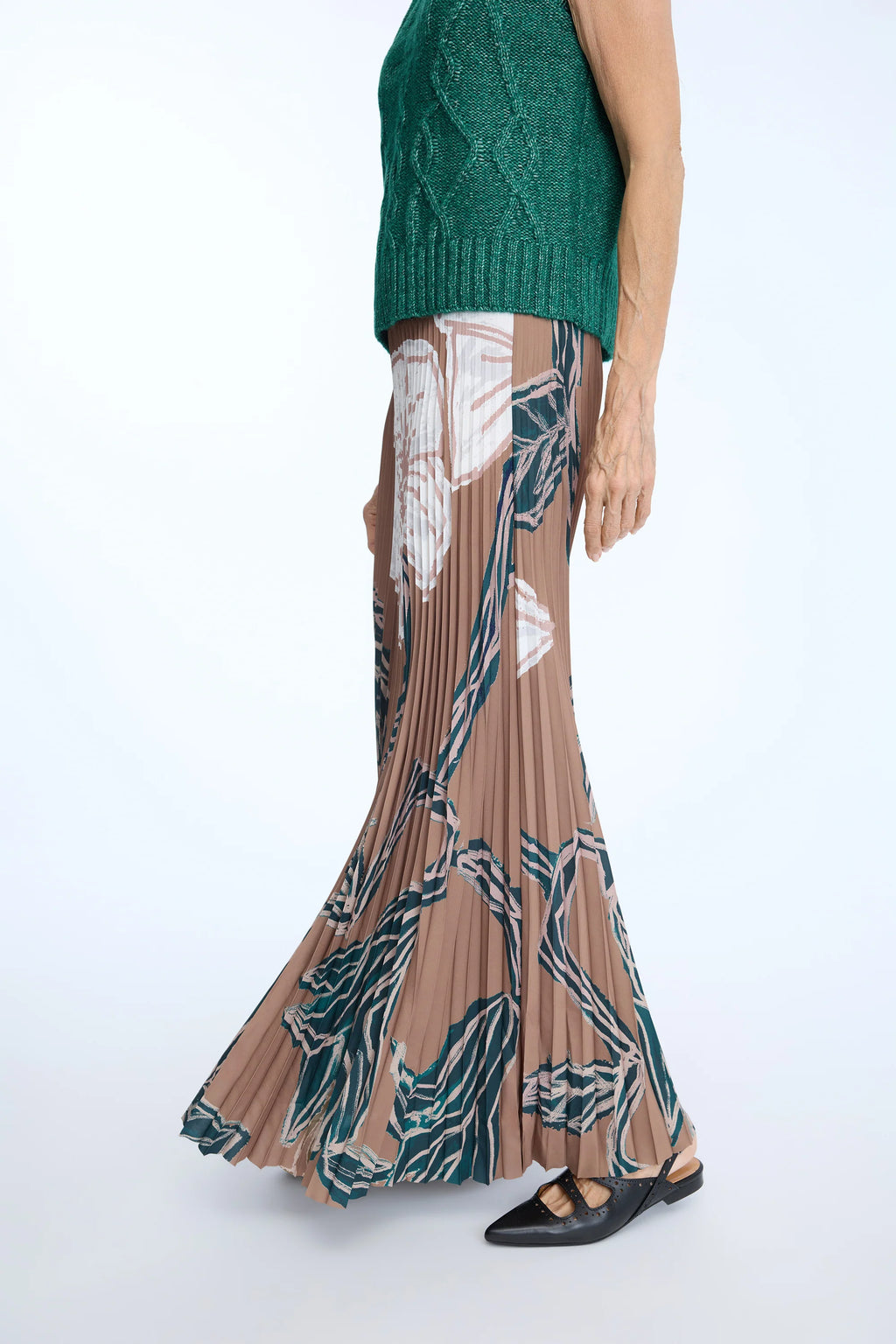 MUNTHE TAULLA Long Caramel Skirt with Floral Print