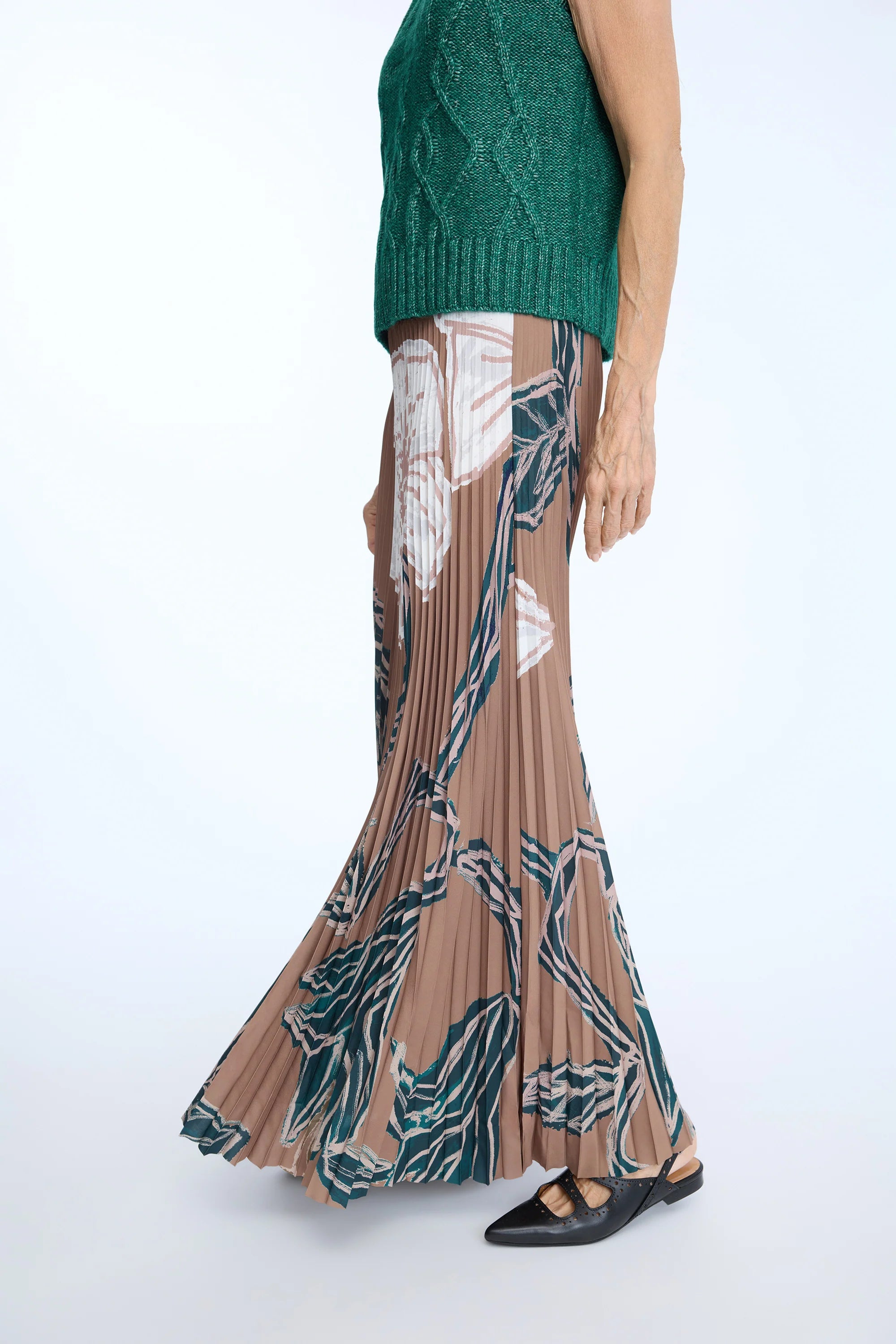 MUNTHE TAULLA Long Caramel Skirt with Floral Print