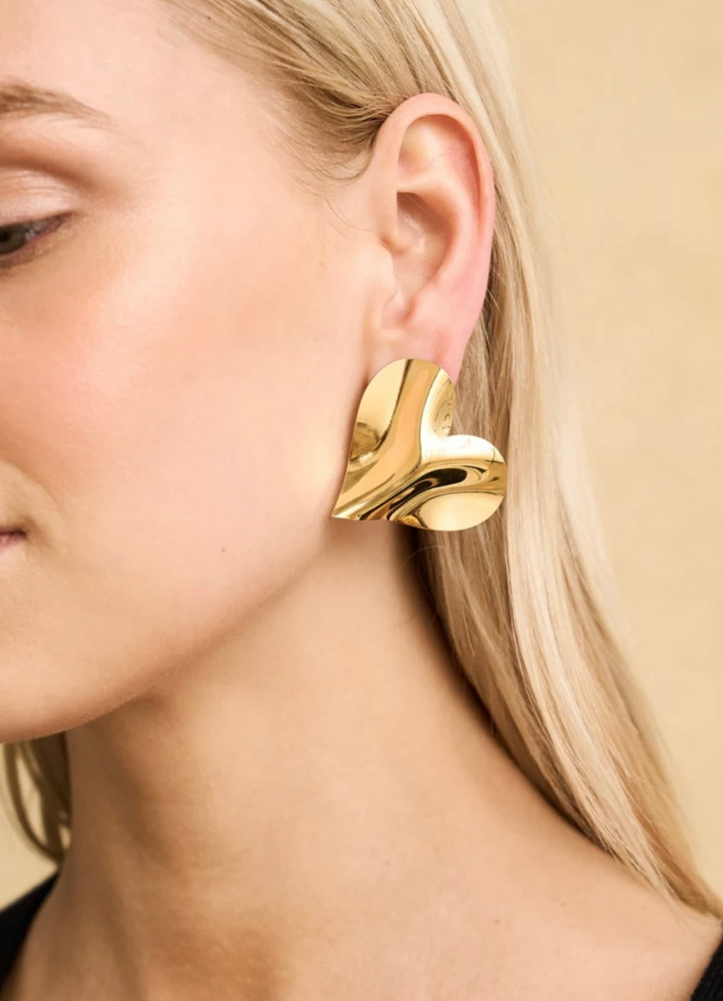 NALI Large Gold Heart Earrings