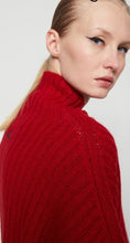 Load image into Gallery viewer, Ottod’Ame Red Ribbed Wool Mix Jumper
