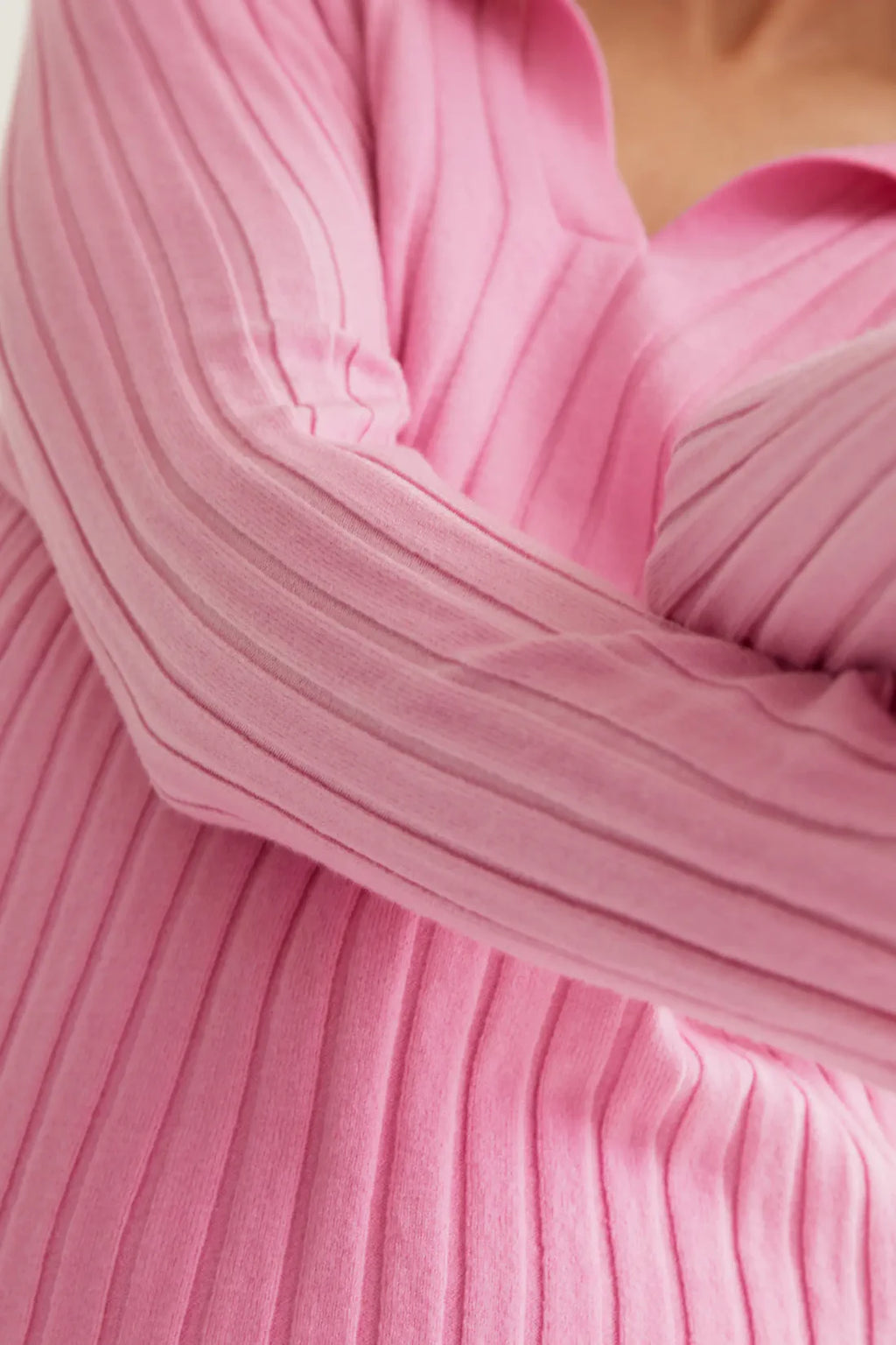 Compañía Candy Pink Fine Knit Jumper with Collar