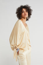 Load image into Gallery viewer, Ottod&#39;Ame Gold Viscose Sweater
