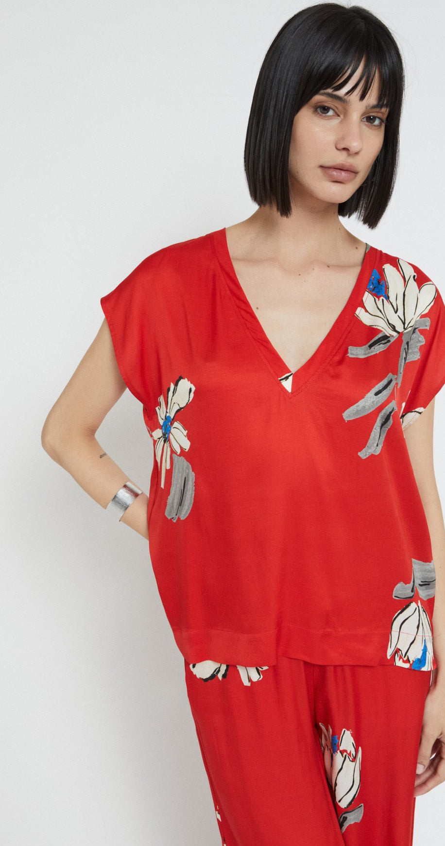 Ottod’Ame Red V-Neck Blouse with Floral Print