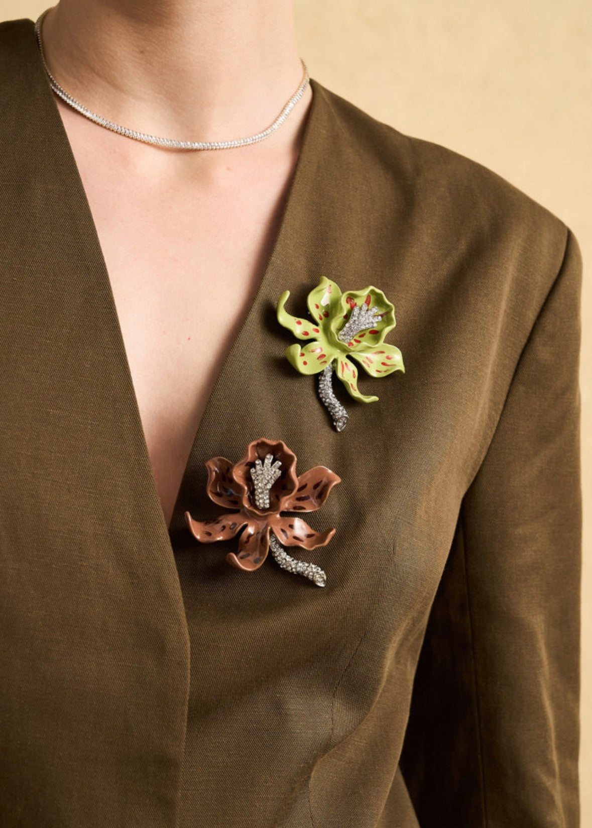 NALI Green Flower Brooch with Crystals