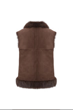 Load image into Gallery viewer, URBANCODE Reversible Brown Faux Fur Gilet
