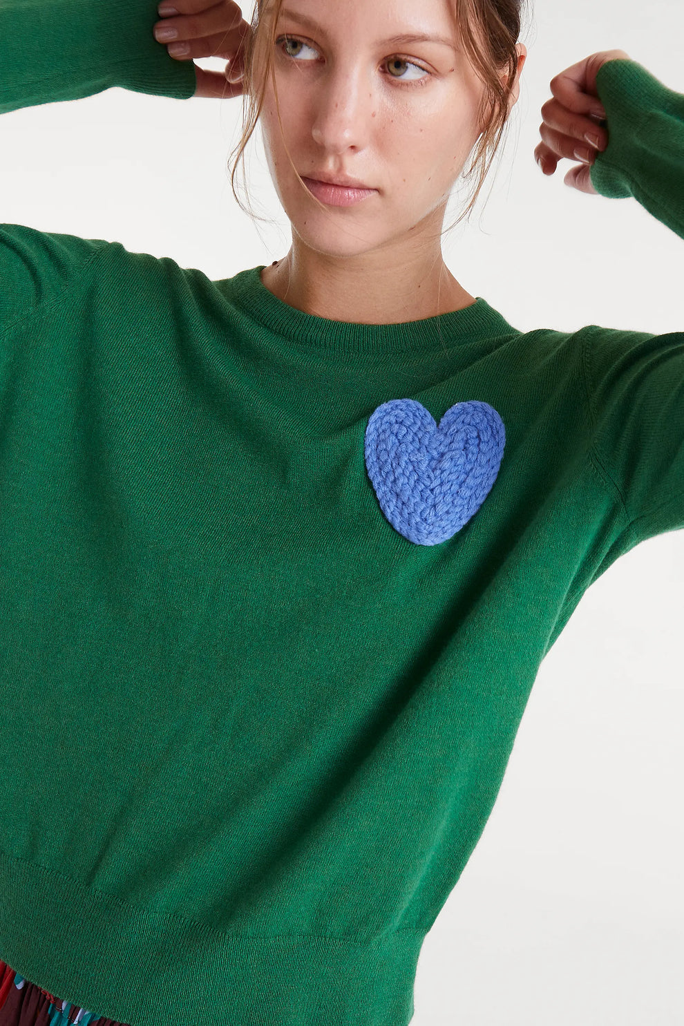 Compañia Fantástica Green Fine Knit Jumper with Blue Crochet Heart