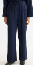 Load image into Gallery viewer, Scotch &amp; Soda Navy Satin Wide Leg Trousers
