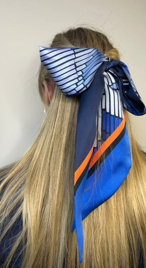 TIDINGS BeYouTiful Navy / Blue Twilly Silk Scarf