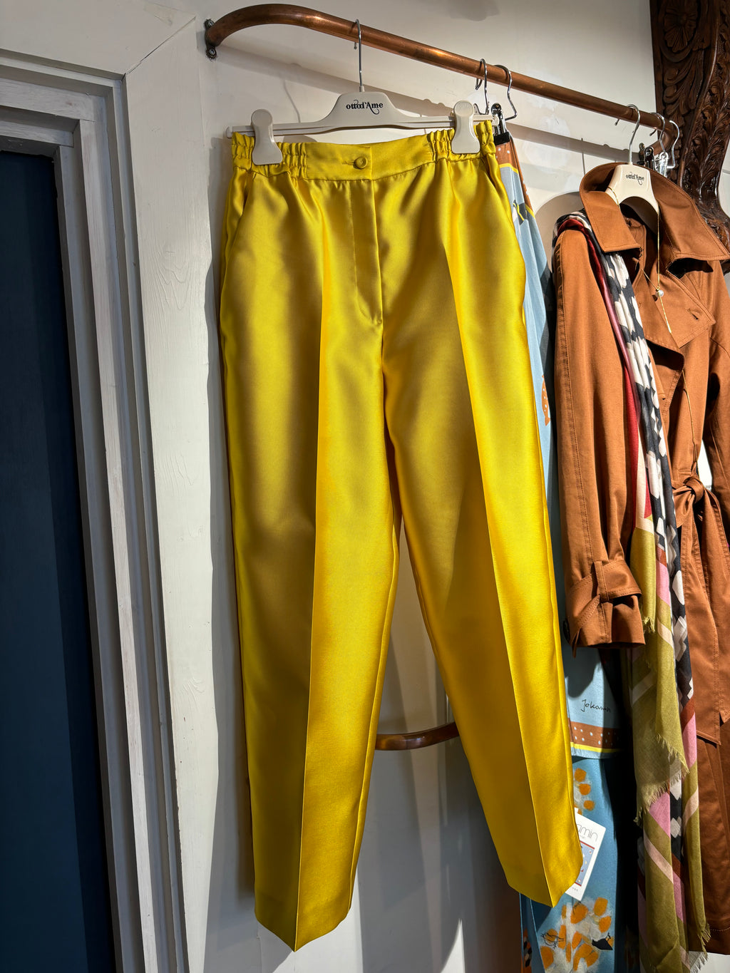 Beatrice B Duchese Yellow Gold trousers