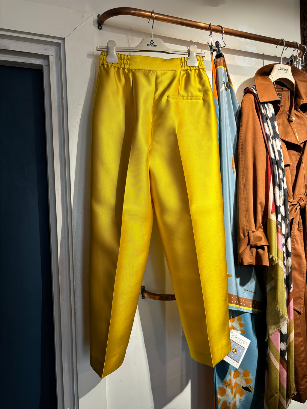 Beatrice B Duchese Yellow Gold trousers