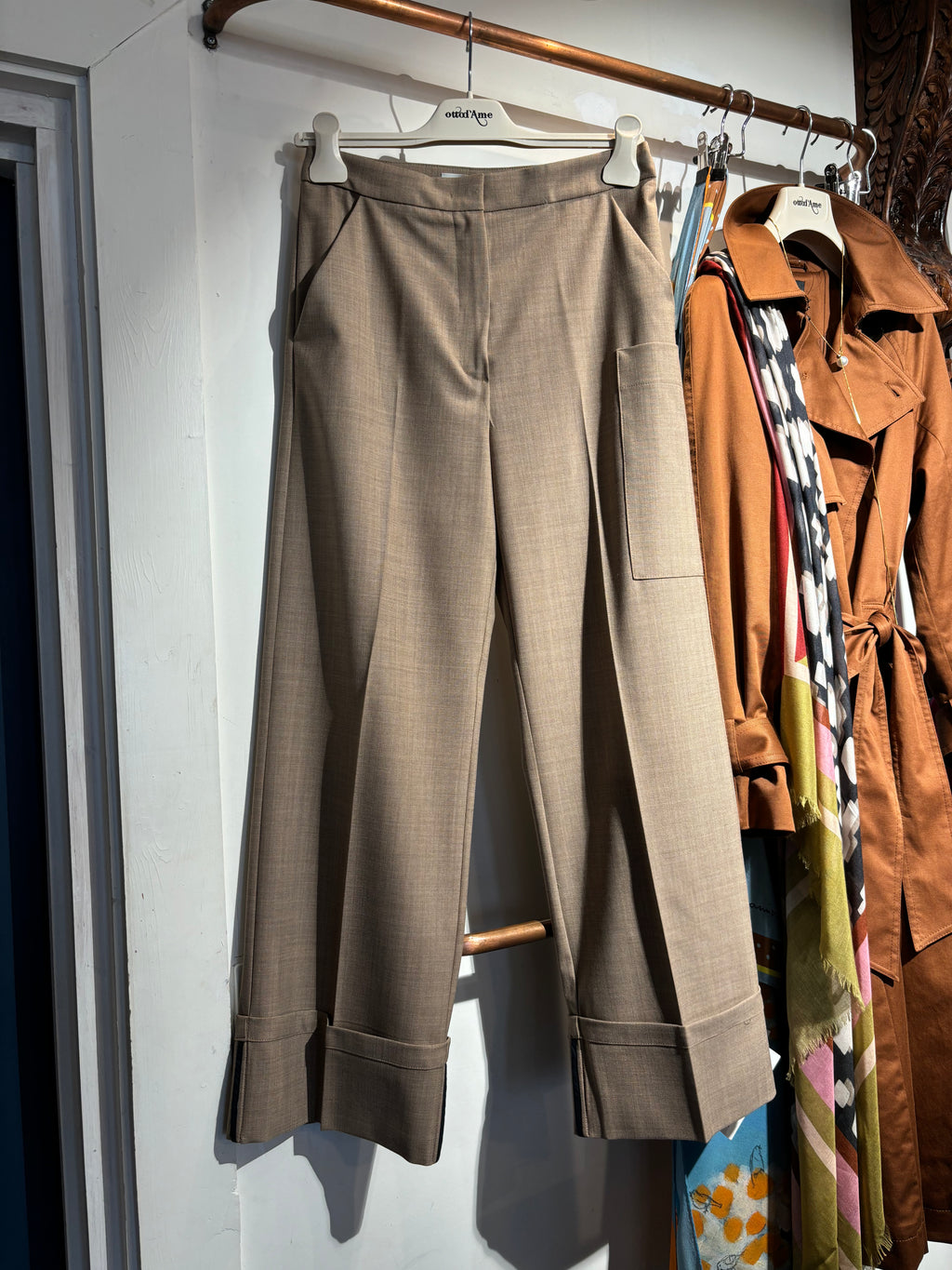 Beatrice B. Biscuit coloured Trousers turn-up bottoms