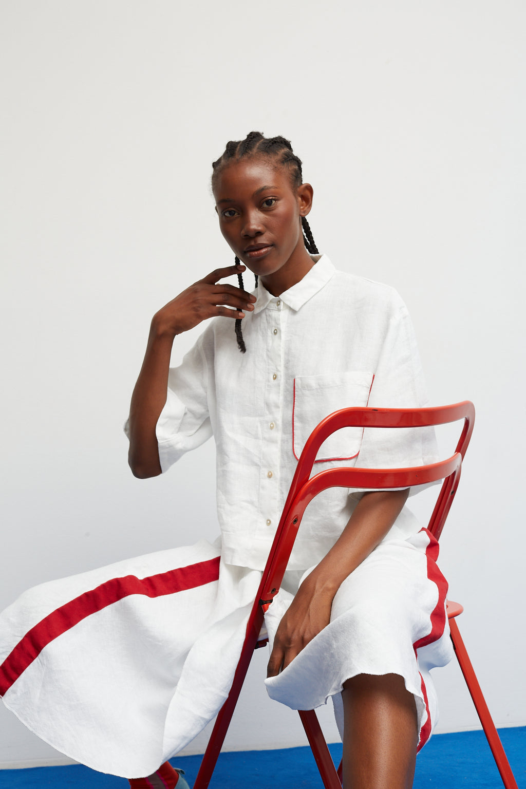 Dr. Bloom White Linen Boxy Shirt w Red Trim Pocket