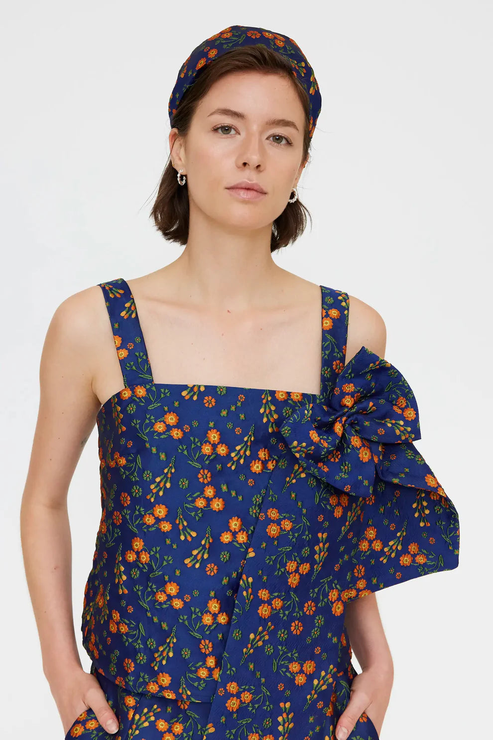 Compañía Navy & Orange Floral Jacquard Top