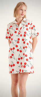 Compania Cherry Print a short Shift Dress