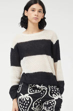 Load image into Gallery viewer, Compania Black &amp; Soft White Crochet Fine Knit Jumper
