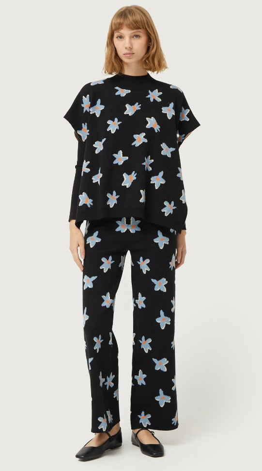 Compania Fantastica Black Floral Jacquard Sleeveless Pullover