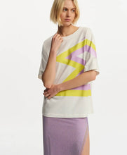 Load image into Gallery viewer, Essentiel Antwerp White Organic T-Shirt with Lilac &amp; Lime Star
