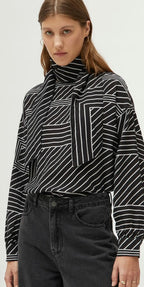 Compania Fantastica Black & White Graphic Stripe Print Blouse with Foulard Neckline