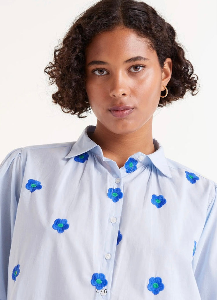 Compania Blue Short Sleeve Blouse with blue flowers