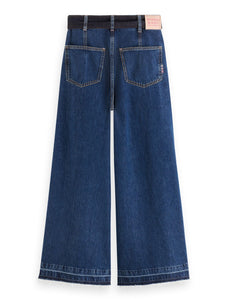 Scotch & Soda The Wave Cropped Flare Fit Close Up Jeans