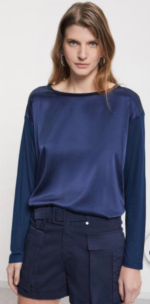 Otto’dame Navy Silk & Viscose Long Sleeve Blouse