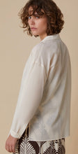 Load image into Gallery viewer, PennyBlack Vanilla Cotton Voile Shirt
