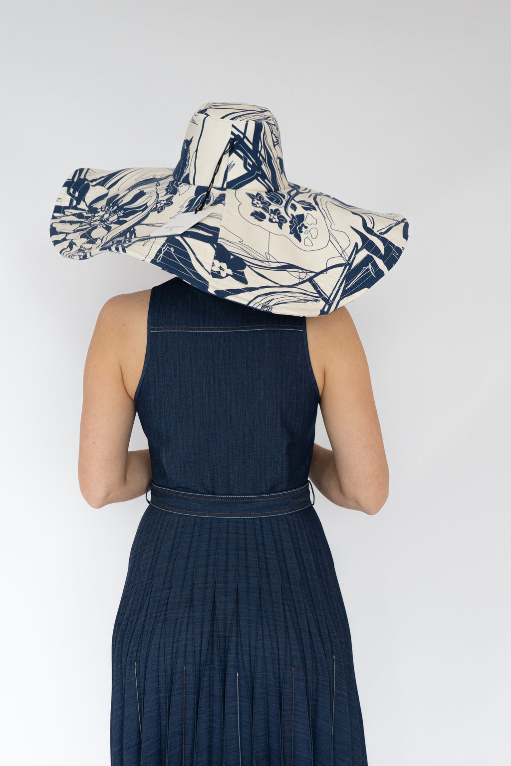Beatrice B Abstract Print Hat