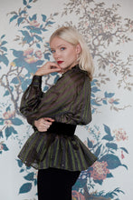 Load image into Gallery viewer, Ottodame Blouse with Ruffle and  Green Lurex

