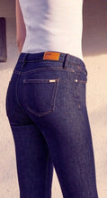Load image into Gallery viewer, Reiko Nelly Skinny Blue Jean
