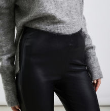 Load image into Gallery viewer, Reiko Faux Leather Leggings
