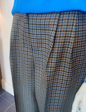 Load image into Gallery viewer, Beatrice Houndstooth Trousers
