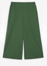 Load image into Gallery viewer, Ottodame Forest Green Cropped Trousers
