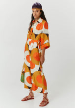 Load image into Gallery viewer, Beatrice B Silk Graphic Cropped Trousers
